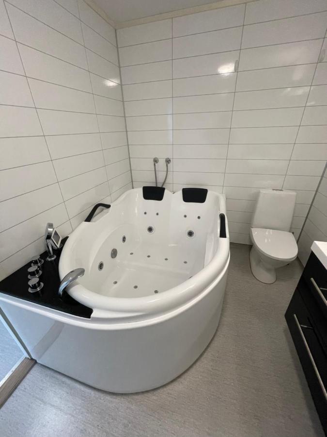 Lovely Apartment With Parking In The Heart Of City Lillehammer Exteriör bild